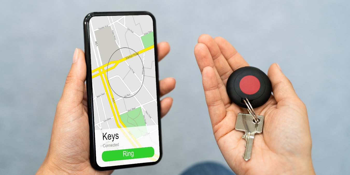 Want an AirTag Alternative for Android? Try These Top 5 Bluetooth Trackers