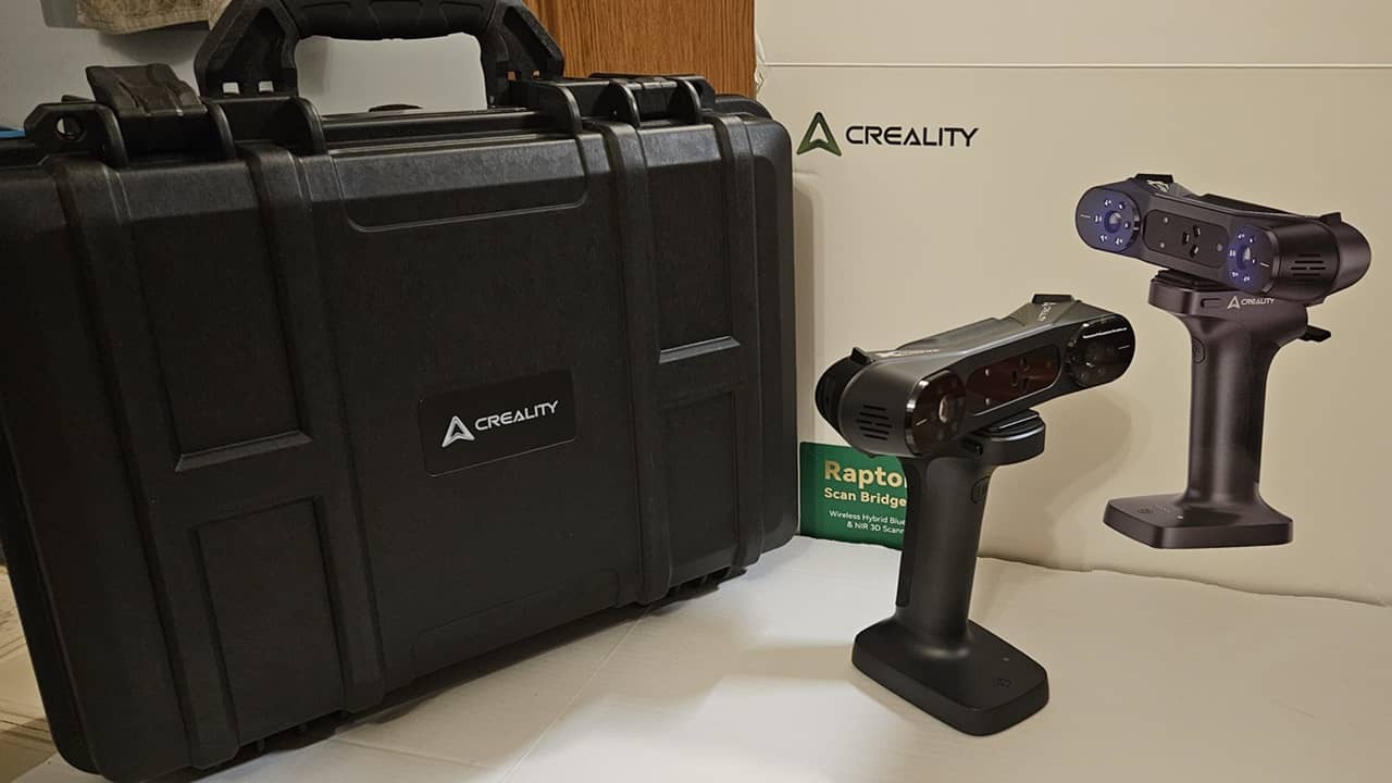 3D Scan Yourself or Even a Car With The Creality RaptorX