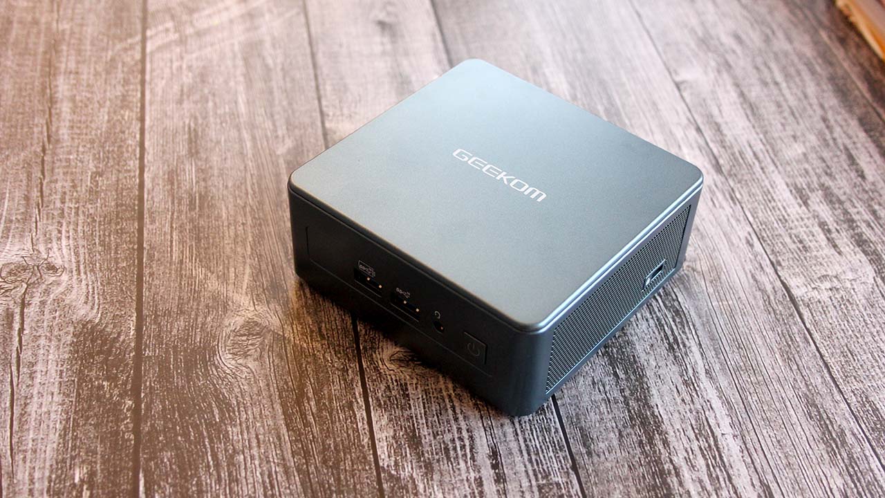 GEEKOM IT12 Mini PC Review