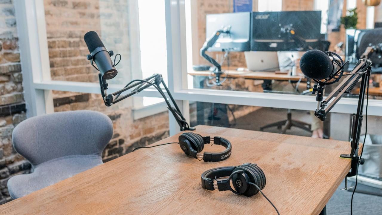 Podcast Download Mp3 Streaming App Feature