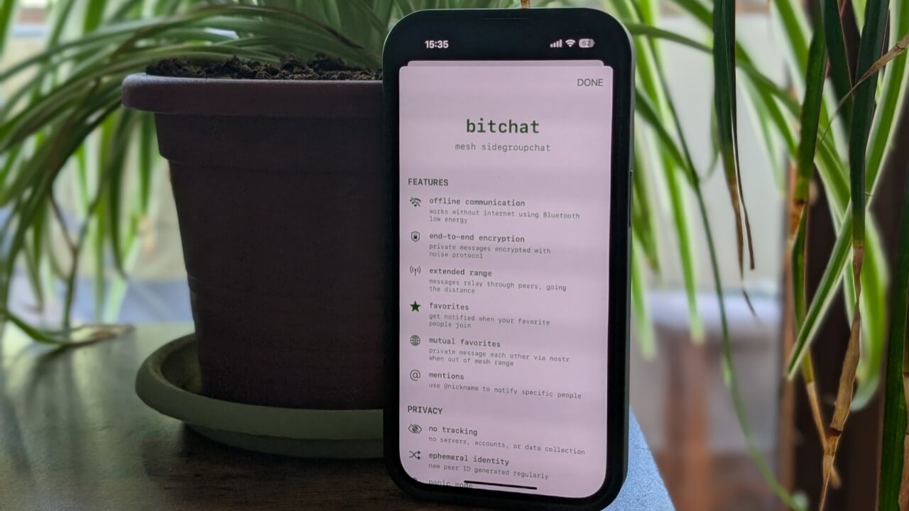 No Internet? Now You Can Message People Offline with BitChat